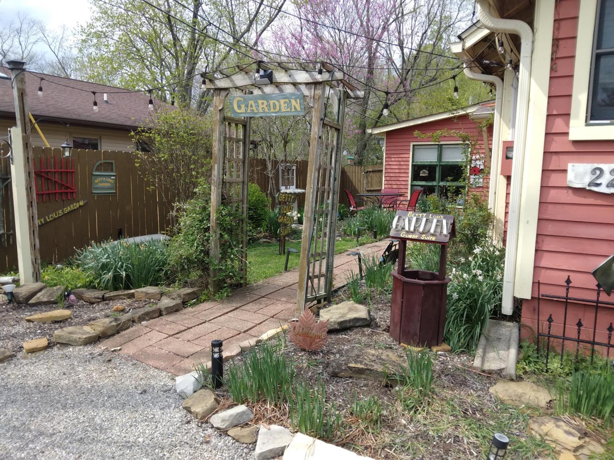 Betty Lous Garden Bed and Breakfast Nashville Buitenkant foto