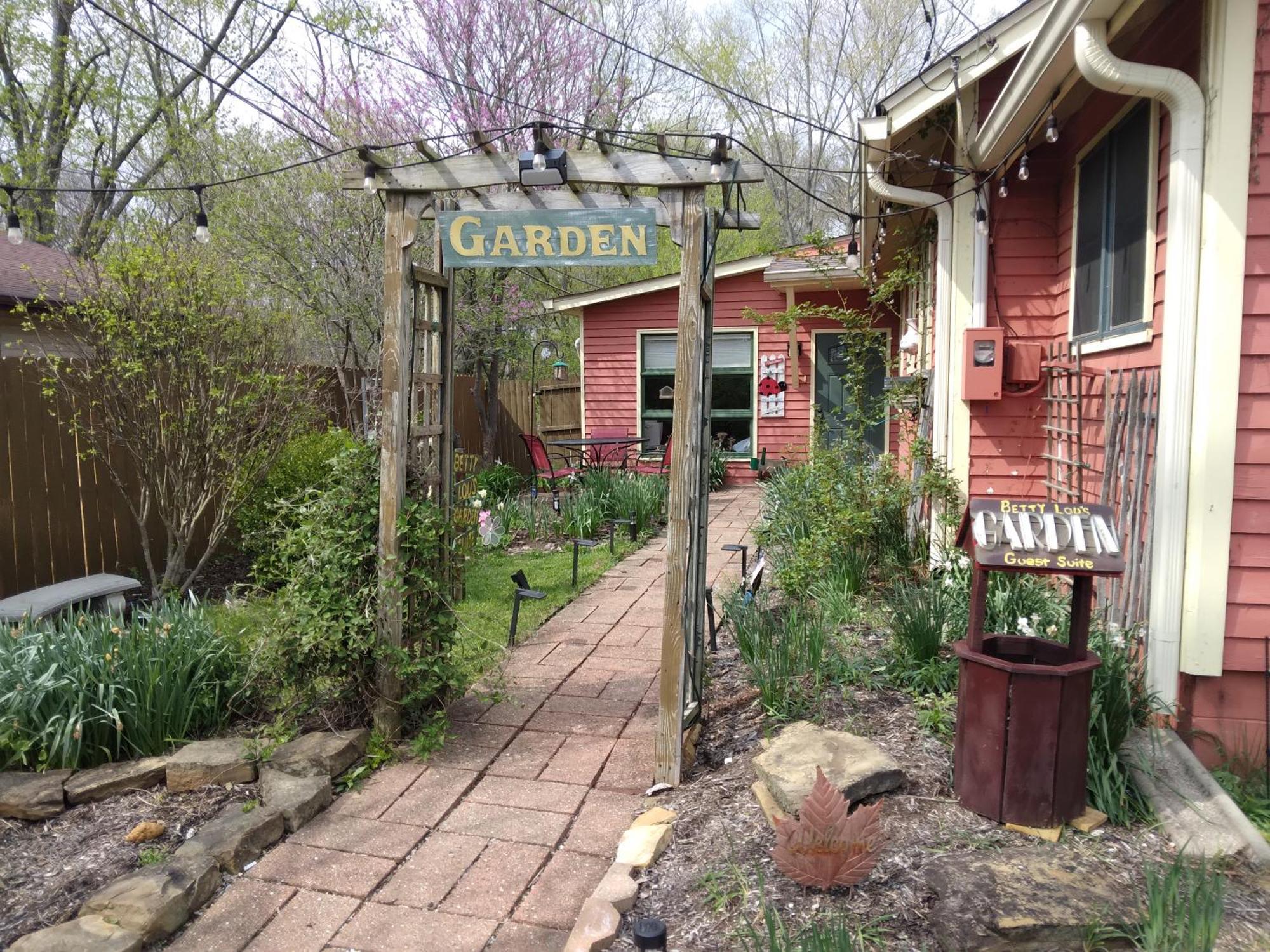 Betty Lous Garden Bed and Breakfast Nashville Buitenkant foto